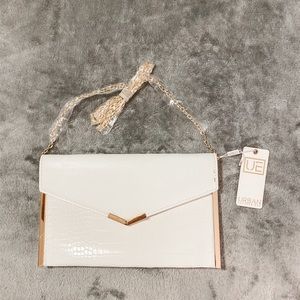 URBAN EXPRESSIONS Snake Print Envelope V Clutch